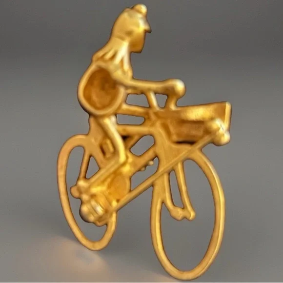 Jim Henson Kermit “Frog On A Bike”Productions JHP Rare Find Muppets Brooch Pin - Picture 2 of 2